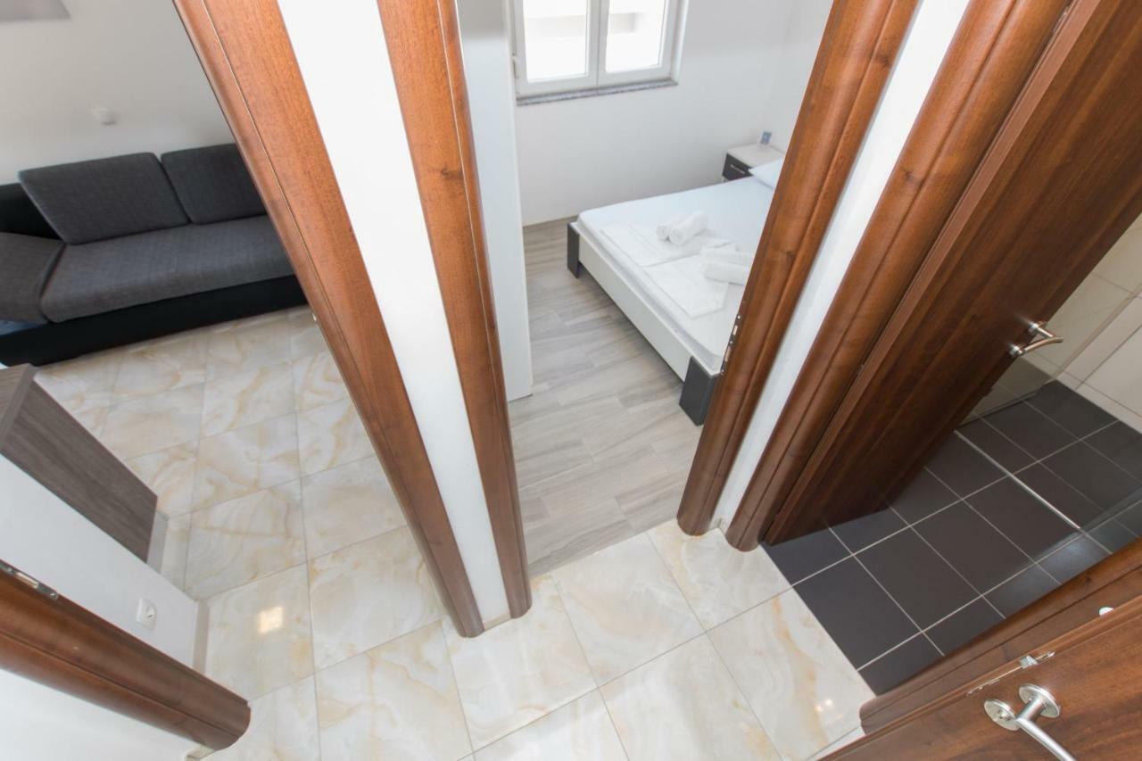 Apartments Matanovi Dvori Makarska Exterior photo